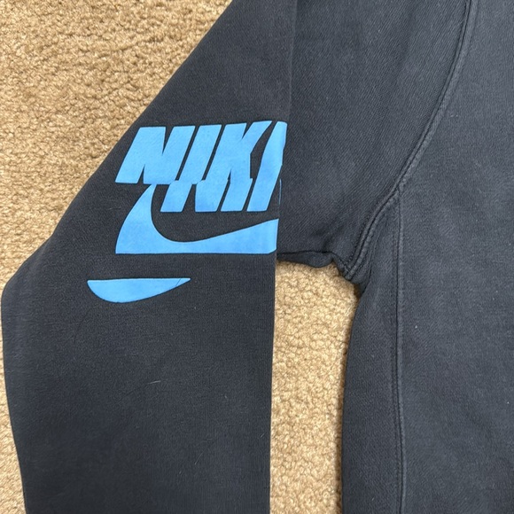 Nike men’s crewneck. Small - Picture 4 of 8